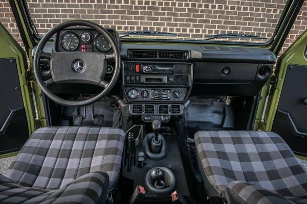 67068815-770-0@2X 1985 Mercedes-Benz Gelandewagen SWB 240GD