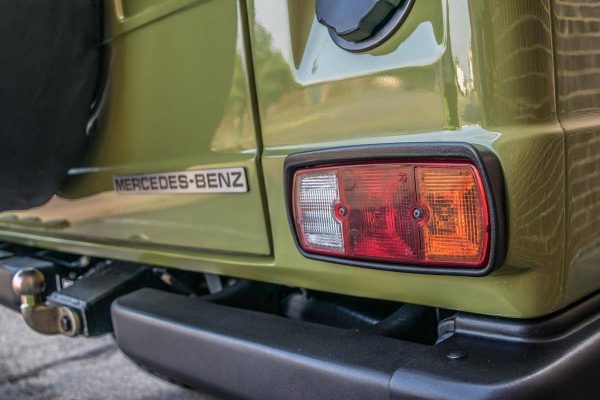 67068824-770-0@2X 1985 Mercedes-Benz Gelandewagen SWB 240GD