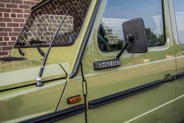 67068825-770-0@2X 1985 Mercedes-Benz Gelandewagen SWB 240GD