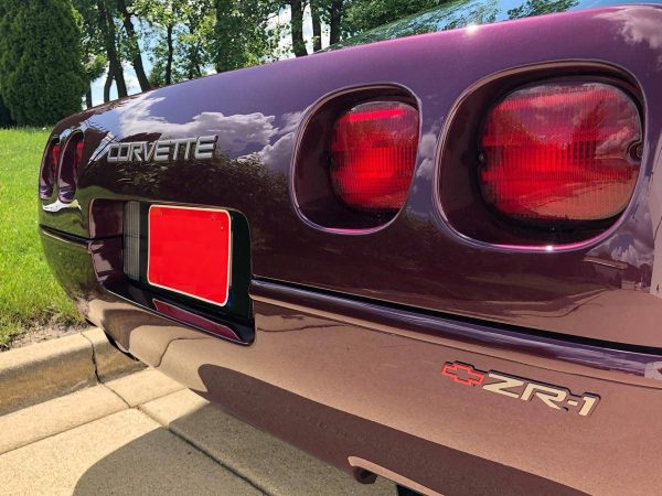 67179299-770-0@2X 1995 Chevrolet Corvette ZR-1 Coupe