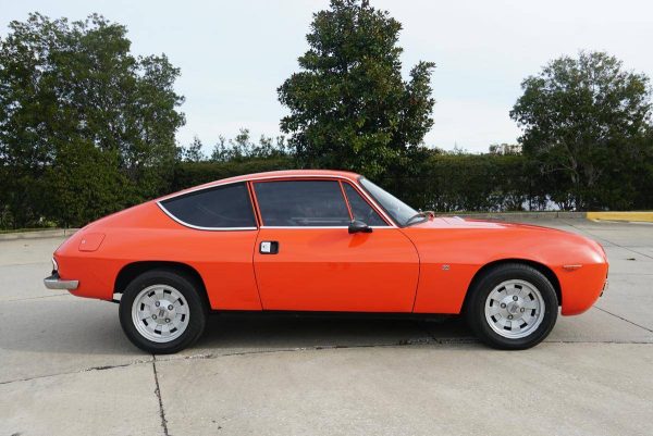 67226630-770-0@2X 1971 Lancia Fulvia 1600 Sport Zagato