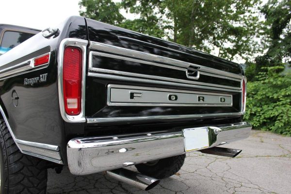 67290426-770-0@2X 1973 Ford F100 Ranger XLT 4×4