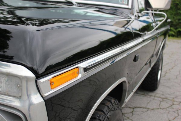 67290481-770-0@2X 1973 Ford F100 Ranger XLT 4×4