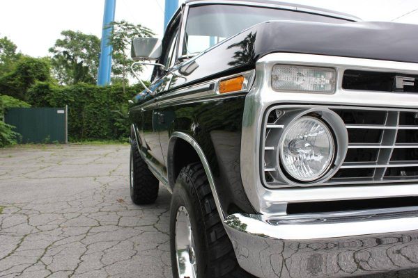 67290486-770-0@2X 1973 Ford F100 Ranger XLT 4×4