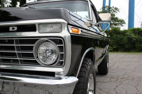 67290490-770-0@2X 1973 Ford F100 Ranger XLT 4×4