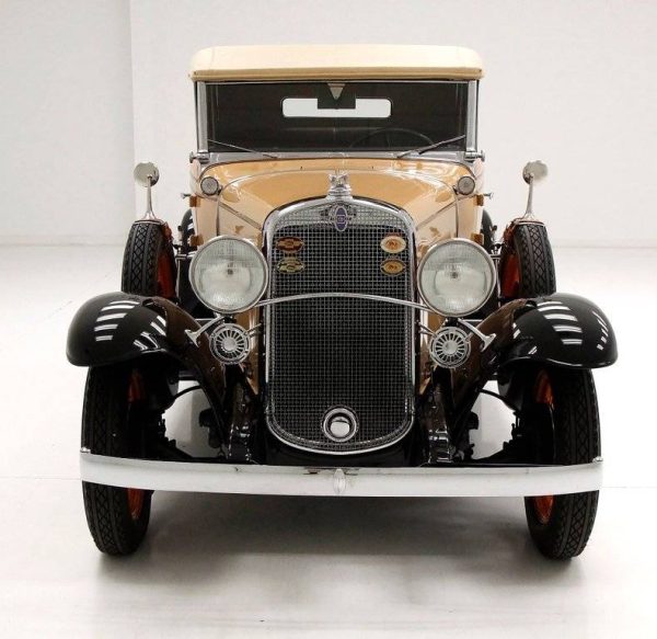 67316013-770-0@2X 1931 Chevrolet Independence Phaeton