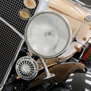 67316016-770-0@2X 1931 Chevrolet Independence Phaeton