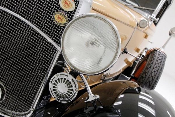 67316016-770-0@2X 1931 Chevrolet Independence Phaeton