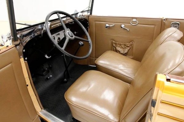 67316028-770-0@2X 1931 Chevrolet Independence Phaeton