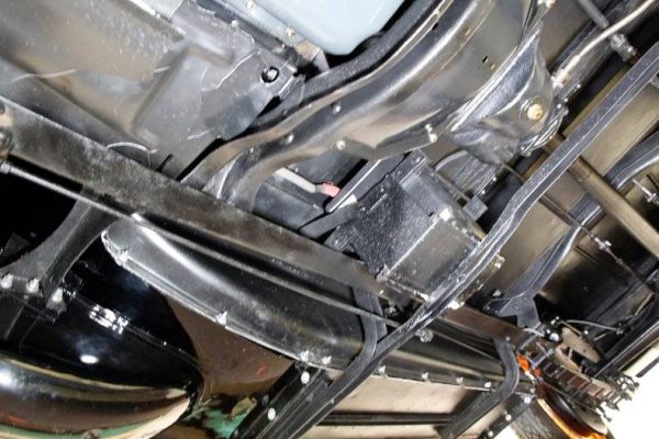 67316049-770-0@2X 1931 Chevrolet Independence Phaeton