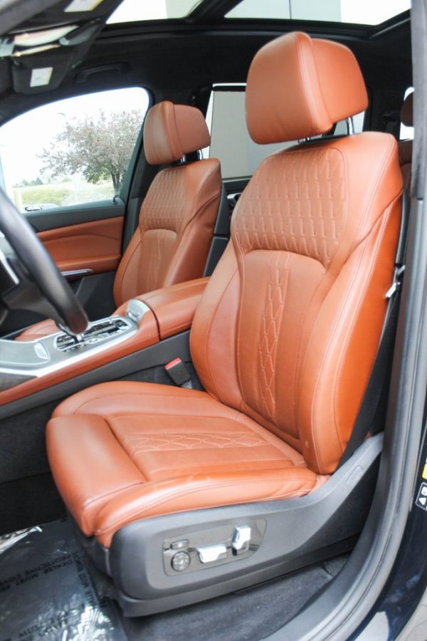 67341bace84d42e391d0143767a1c26b 2022 BMW X7 M50i