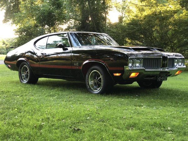 67432289-770-0@2X 1970 Oldsmobile 442 Numbers Matching 4-speed