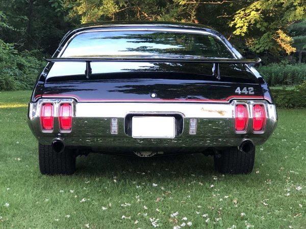 67432317-770-0@2X 1970 Oldsmobile 442 Numbers Matching 4-speed