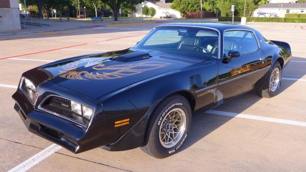 67559982-770-0@2X 1978 Pontiac Trans Am WS6/W72 Survivor W/6