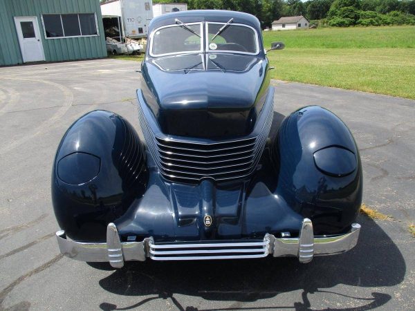 67653051-770-0@2X 1936 Cord Westchester Sedan