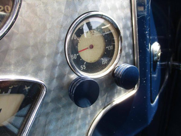 67653058-770-0@2X 1936 Cord Westchester Sedan