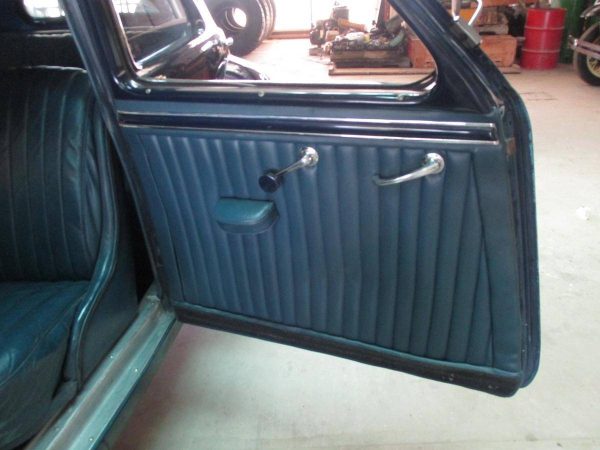 67653069-770-0@2X 1936 Cord Westchester Sedan