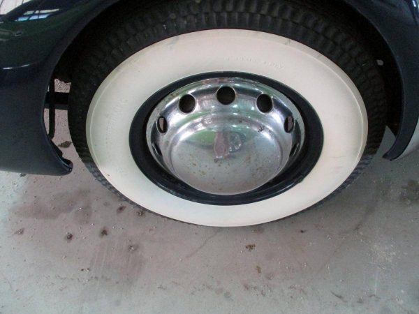 67653075-770-0@2X 1936 Cord Westchester Sedan