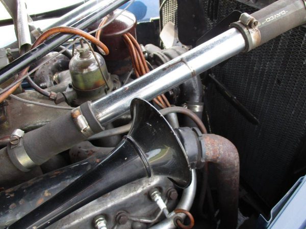 67653081-770-0@2X 1936 Cord Westchester Sedan