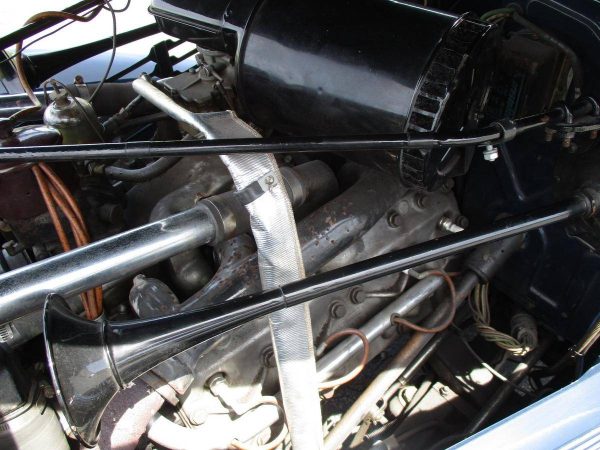 67653082-770-0@2X 1936 Cord Westchester Sedan