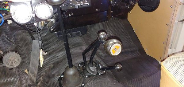 67774063-770-0@2X 1964 Willys Jeep 2 Door Wago