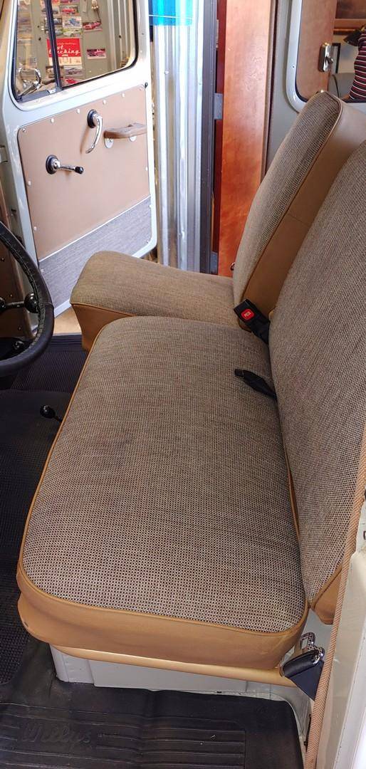 67774086-770-0@2X 1964 Willys Jeep 2 Door Wago