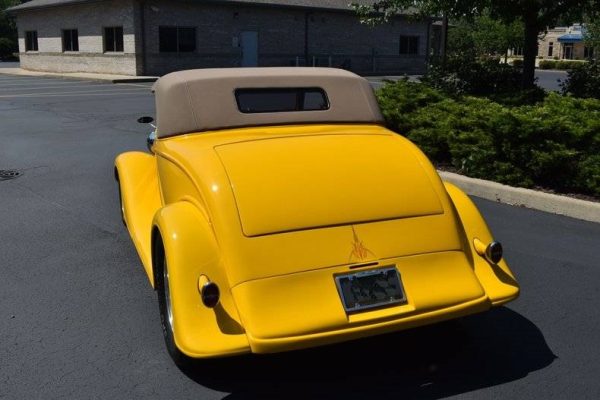 67776557-770-0@2X 1934 Chevrolet Custom