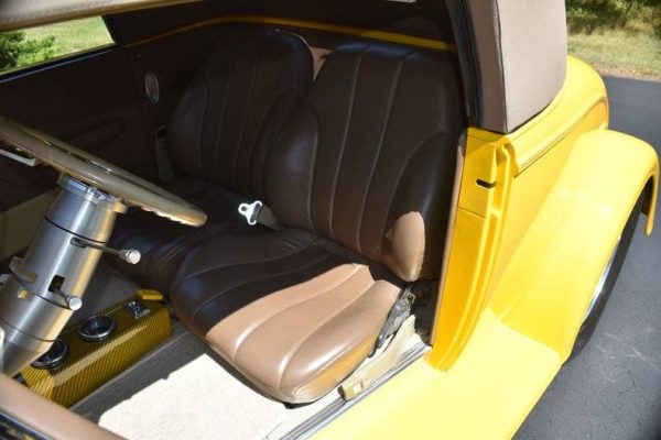 67776583-770-0@2X 1934 Chevrolet Custom