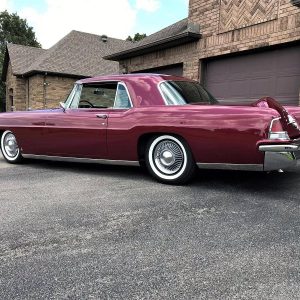 67789610-770-0@2X 1957 Lincoln Continental Mark II