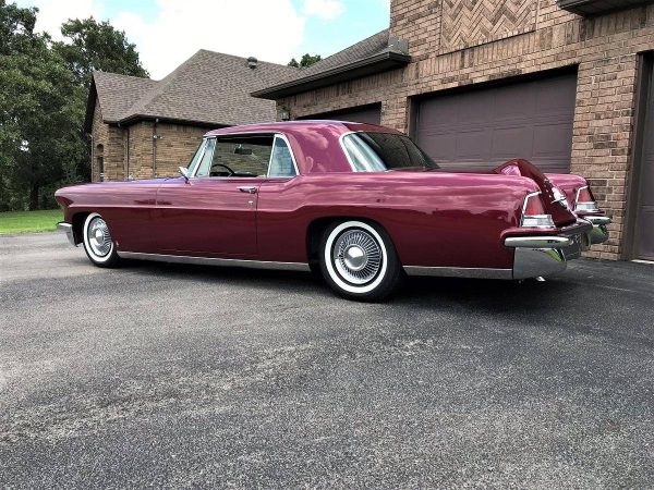 67789610-770-0@2X 1957 Lincoln Continental Mark II