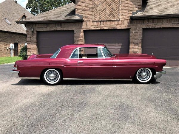 67789617-770-0@2X 1957 Lincoln Continental Mark II