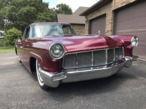 67789623-770-0@2X 1957 Lincoln Continental Mark II