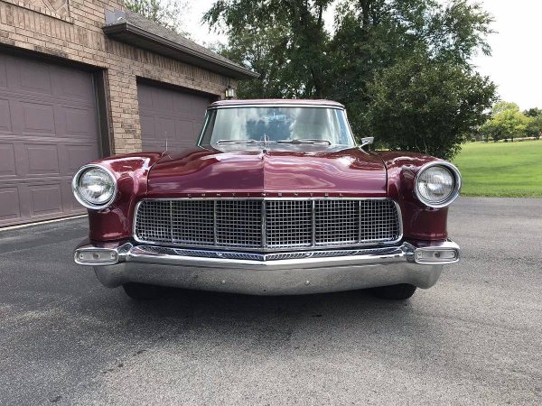 67789624-770-0@2X 1957 Lincoln Continental Mark II