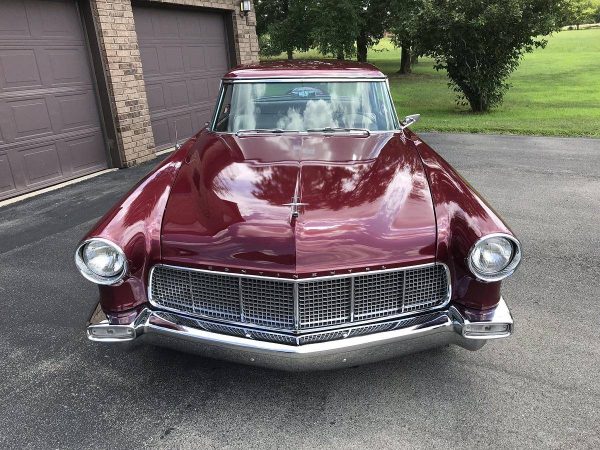 67789626-770-0@2X 1957 Lincoln Continental Mark II