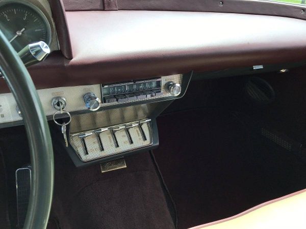 67789639-770-0@2X 1957 Lincoln Continental Mark II