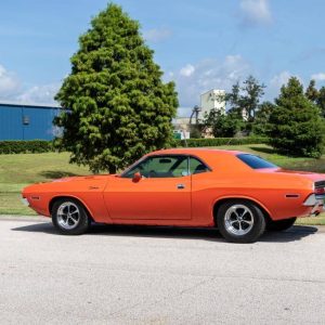 67899534-770-0@2X 1970 Dodge Challenger