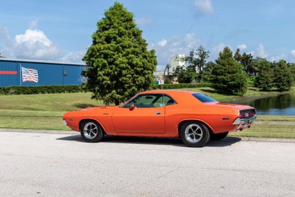 67899534-770-0@2X 1970 Dodge Challenger