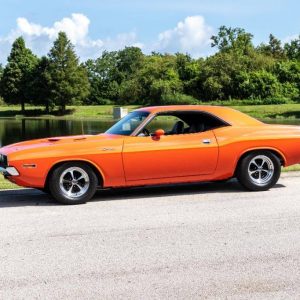 67899537-770-0@2X 1970 Dodge Challenger