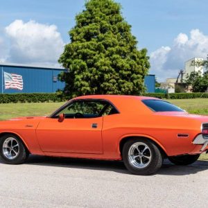 67899541-770-0@2X 1970 Dodge Challenger