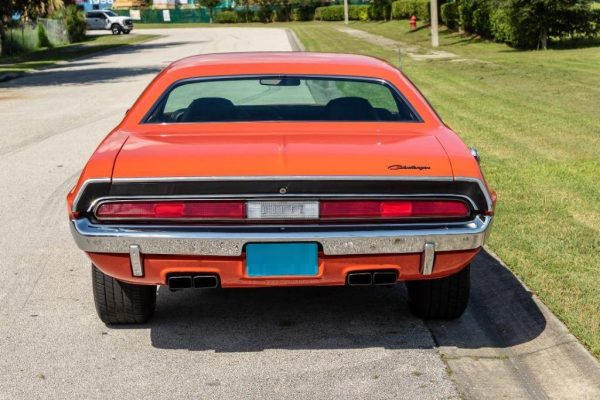 67899542-770-0@2X 1970 Dodge Challenger