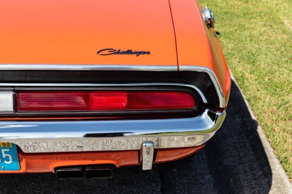 67899545-770-0@2X 1970 Dodge Challenger