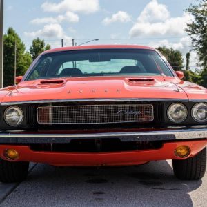 67899546-770-0@2X 1970 Dodge Challenger