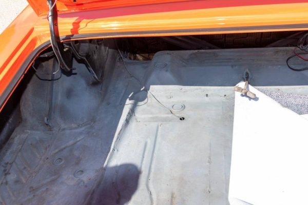 67899555-770-0@2X 1970 Dodge Challenger