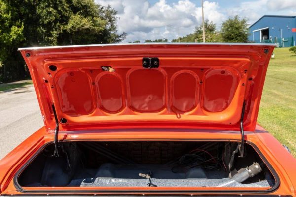 67899560-770-0@2X 1970 Dodge Challenger