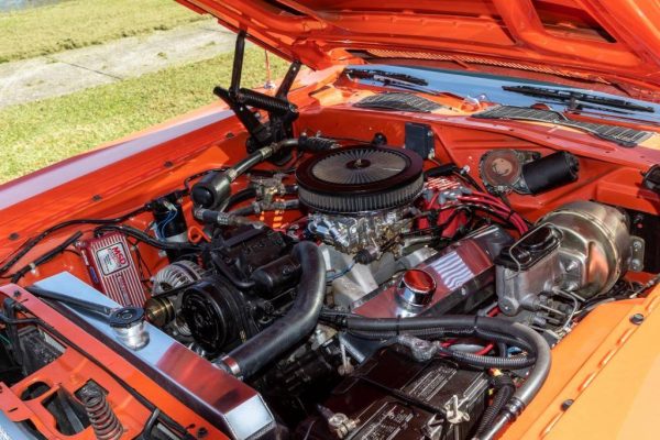67899569-770-0@2X 1970 Dodge Challenger