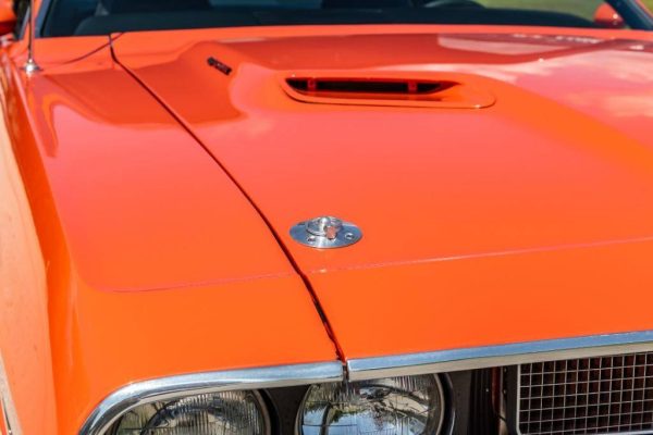 67899654-770-0@2X 1970 Dodge Challenger