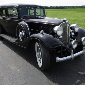 67964645-770-0@2X 1933 Buick 90