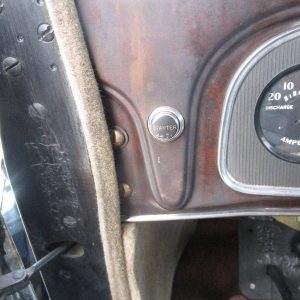67964663-770-0@2X 1933 Buick 90