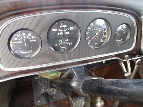 67964665-770-0@2X 1933 Buick 90