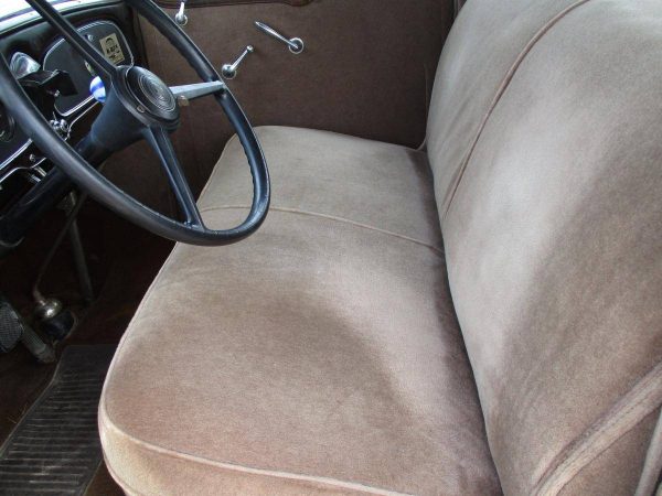 67964669-770-0@2X 1933 Buick 90